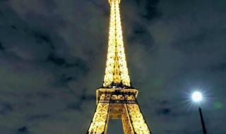 法国埃菲尔铁塔高度